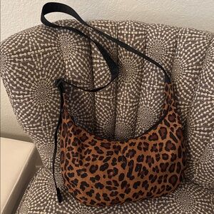 BAGGU Medium Nylon Crescent Bag Leopard Like New